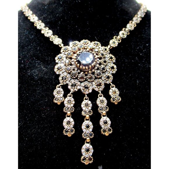 Amazing Sterling Silver 925 Jet Black & Sparkling Ice Crystal Flower Necklace - Picture 1 of 6